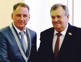 Антон Мокан вступил в должность главы города